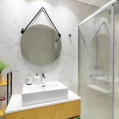 아파트 Cozy Luxury In 아베이루