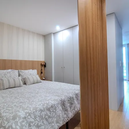 Cozy Luxury In Appartement Aveiro